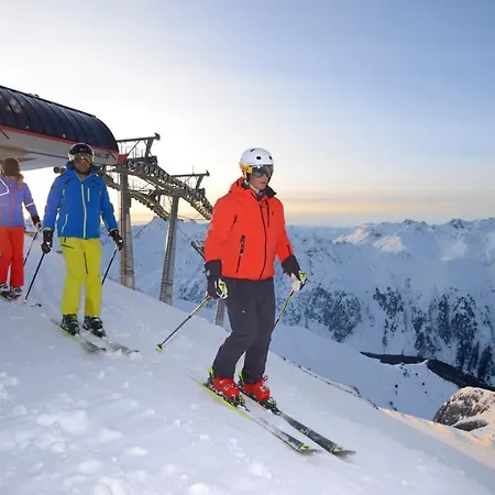 Hotel Rosanna By Alpeffect 3*